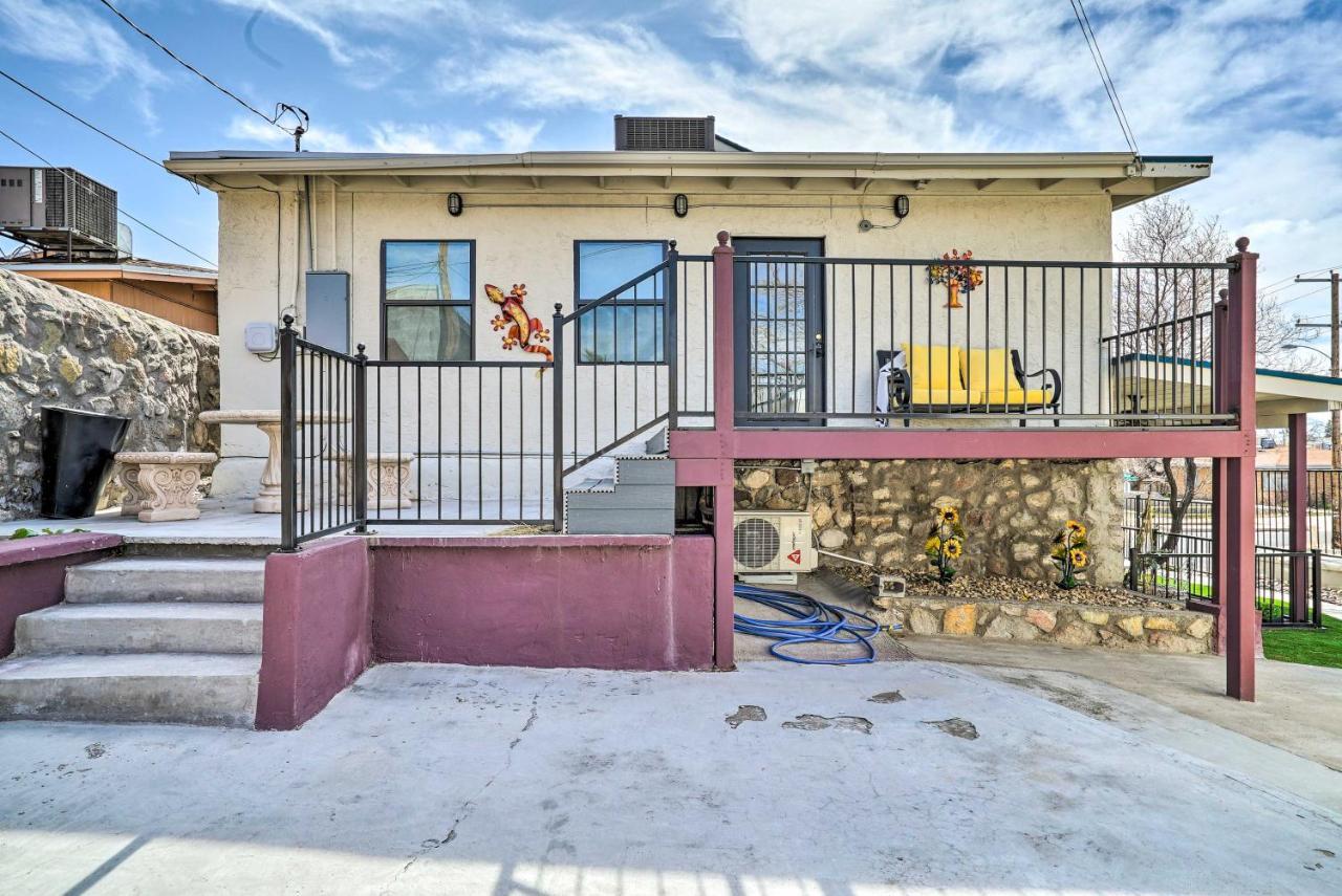 Colorful El Paso Home With Deck And Mtn Views! Exterior photo